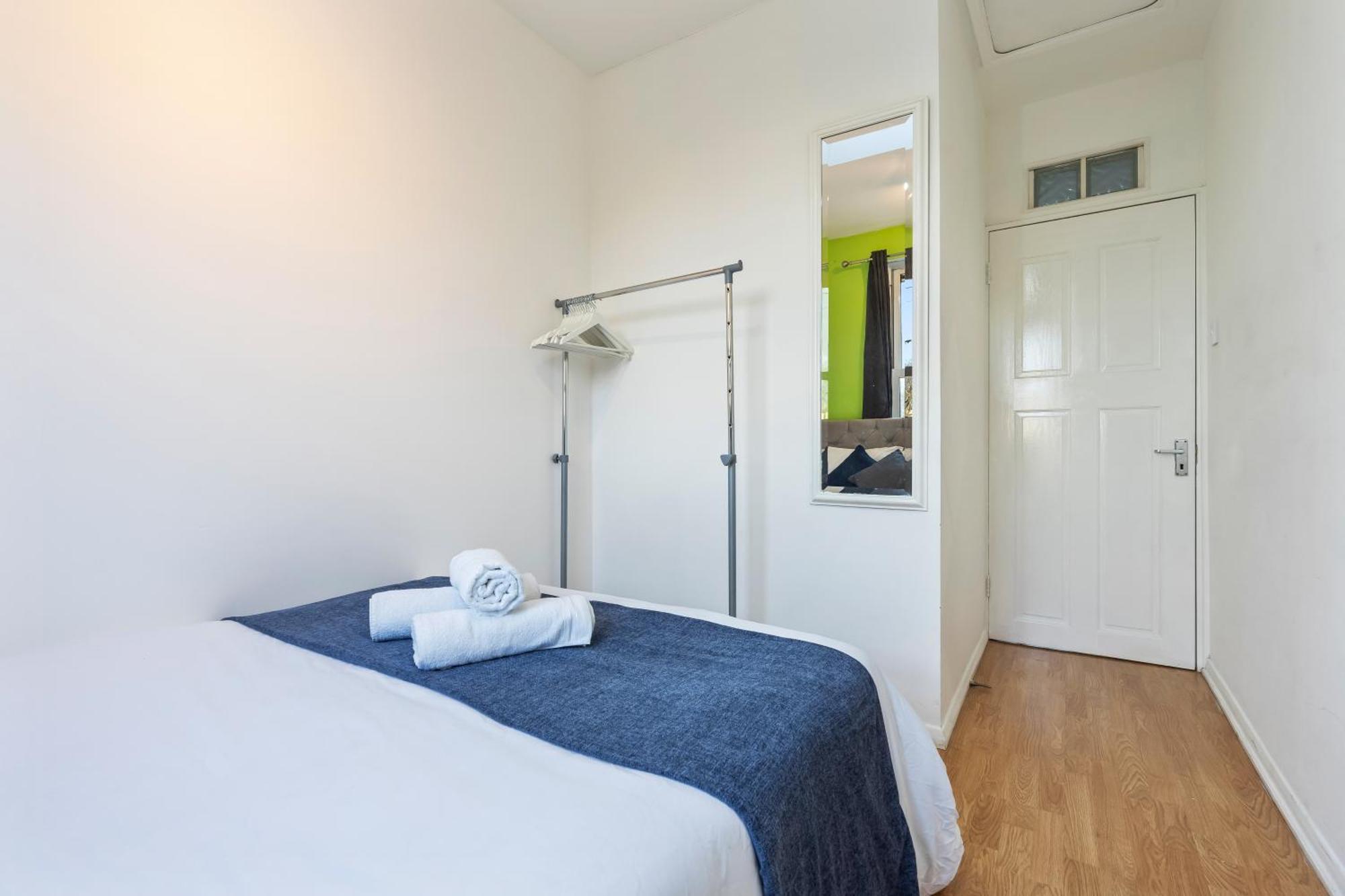 Вілла Impeccable 4-Bed House In Brixton Лондон Екстер'єр фото