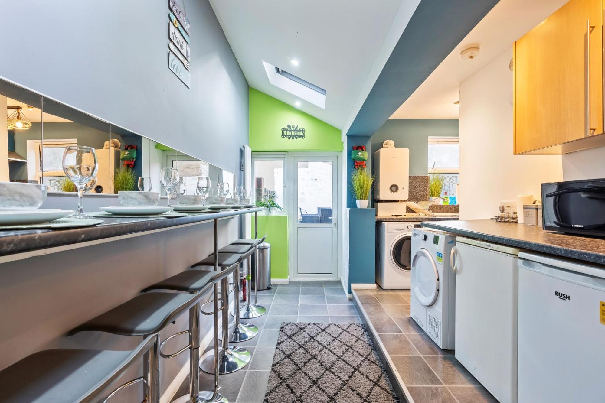 Вілла Impeccable 4-Bed House In Brixton Лондон Екстер'єр фото